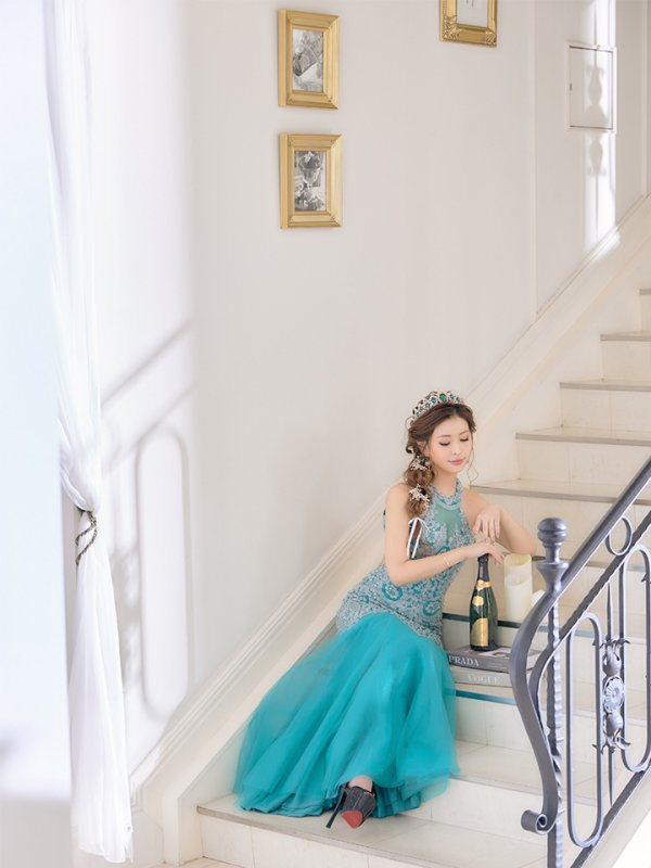 画像10: 【関西コレクション着用】【Lip line/リップライン】デザイン刺繍/ ホルターネック/ バックレス/ Aライン/ キャバドレス long[HC03]