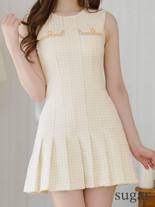 アイボリー モデル：桜伊みやこ　身長：168cm　着用サイズ：Sサイズ