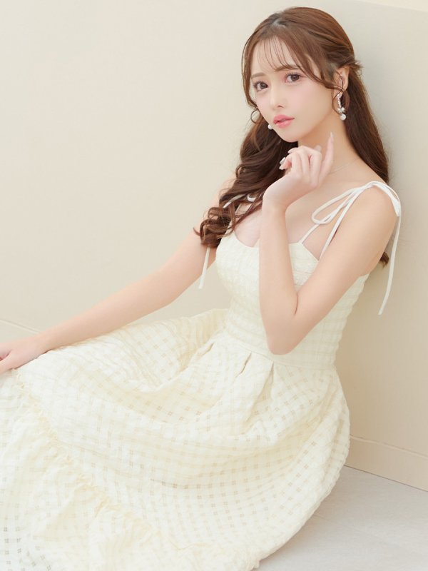 アイボリー モデル:りな 身長:160cm 着用サイズ:Sサイズ