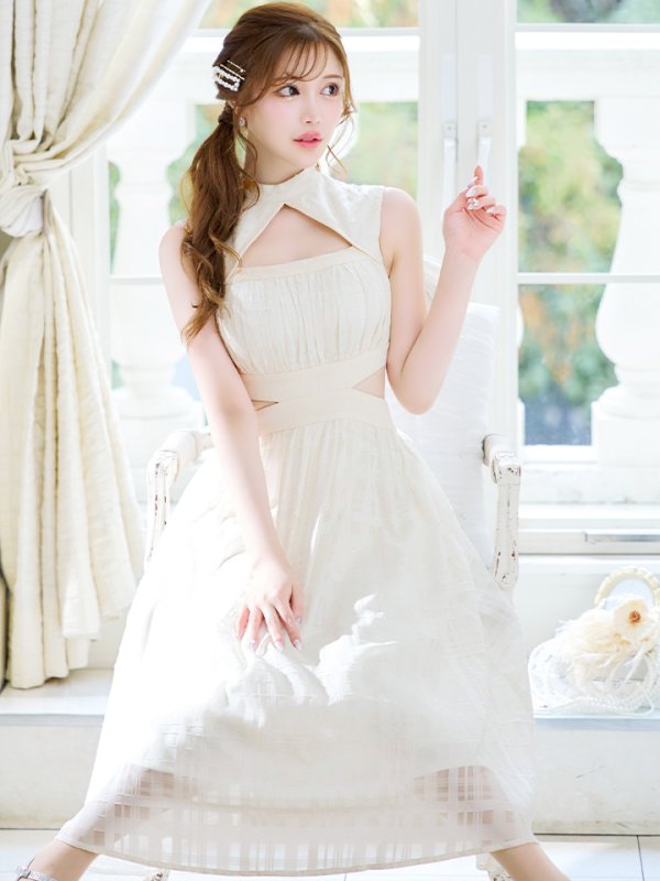 アイボリー モデル:桜伊みやこ 身長:168cm 着用サイズ:Sサイズ