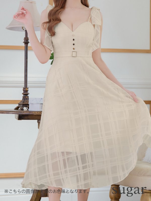 アイボリー モデル:明日花キララ 身長:162cm 着用サイズ:Sサイズ