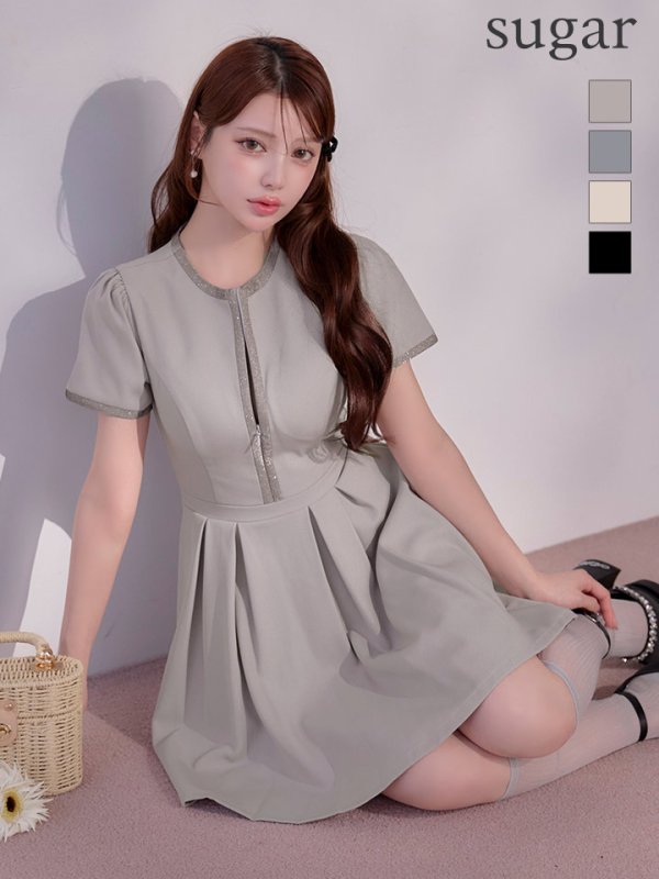 グレージュ モデル：ももか　身長：156cm　着用サイズ：Sサイズ