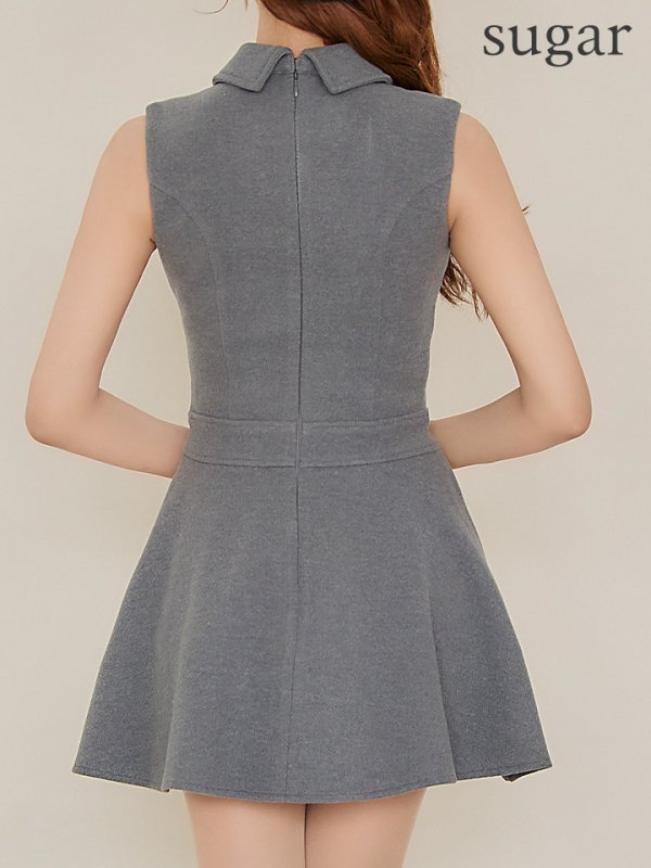 グレー モデル：明日花キララ　身長：162cm 着用サイズ：Sサイズ