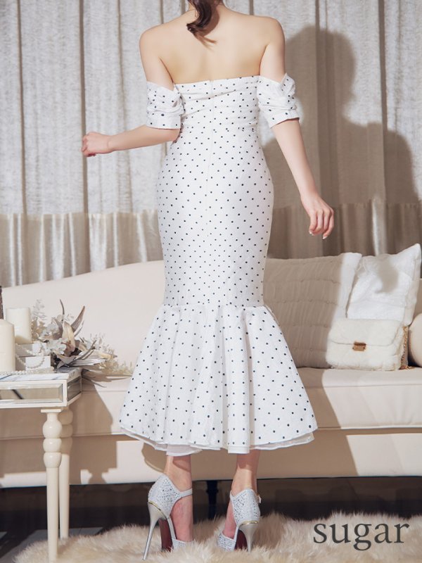 ホワイト モデル:ゆめ 身長:160cm 着用サイズ:Sサイズ