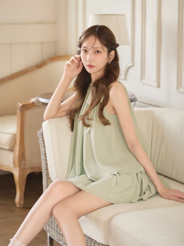 ミント　モデル：あすか　身長：170cm　着用サイズ：Sサイズ