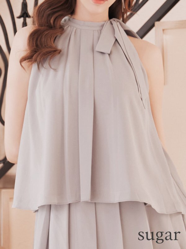 アッシュグレー モデル:明日花キララ 身長:162cm:Sサイズ