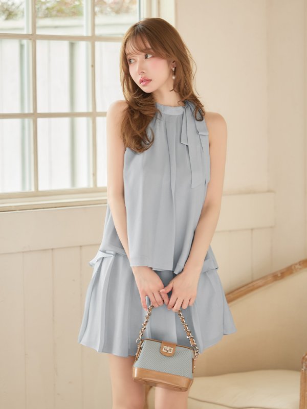 パウダーブルー　モデル：ゆめ　身長：160cm　着用サイズ：Sサイズ