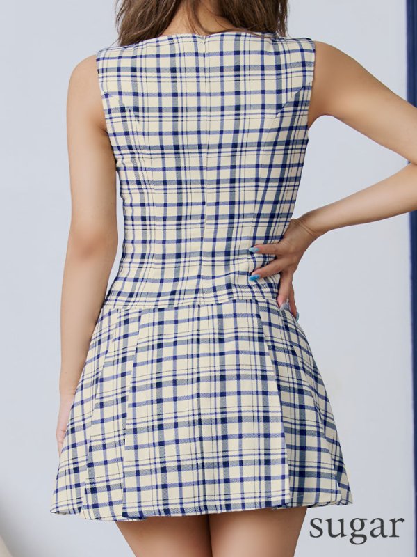 ブルー モデル:如月れい 身長:156cm 着用サイズ:Sサイズ