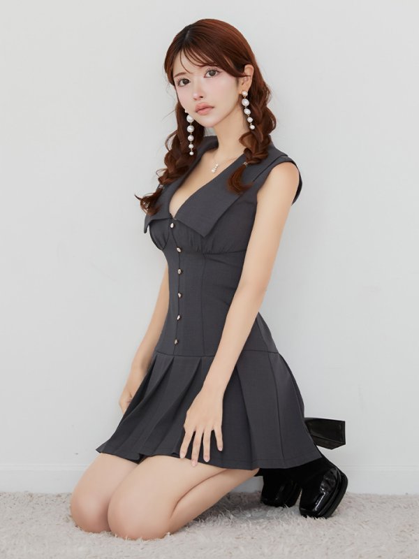 グレー　モデル：まりん　身長：164cm　着用サイズ：Sサイズ