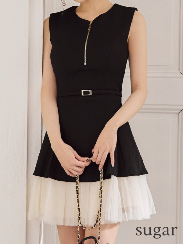 ブラック×アイボリー　モデル：みあ　身長：147cm　着用サイズ：Sサイズ