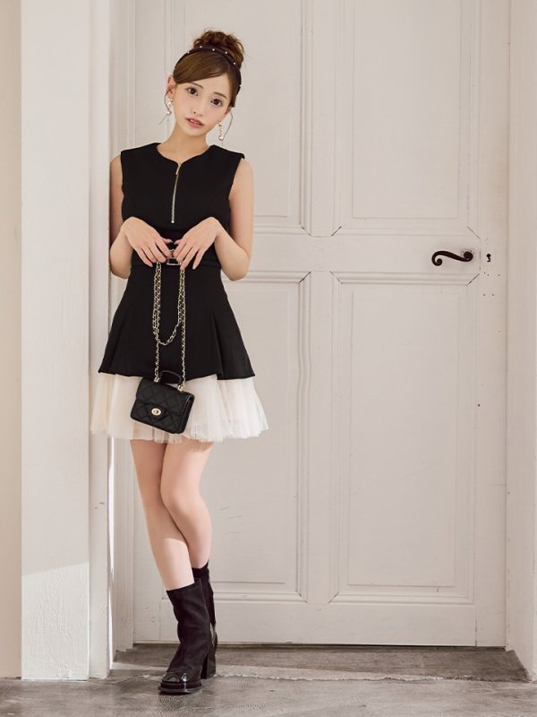 ブラック×アイボリー　モデル：みあ　身長：147cm　着用サイズ：Sサイズ