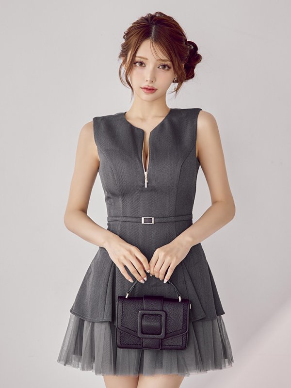 グレー　モデル：ももか　身長：156cm　着用サイズ：Sサイズ