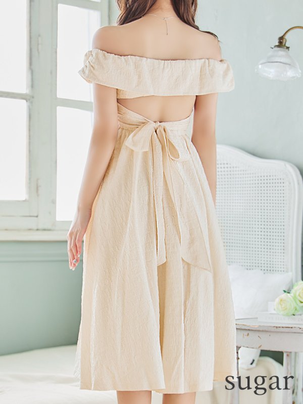 アイボリー モデル:りな 身長:160cm 着用サイズ:Sサイズ