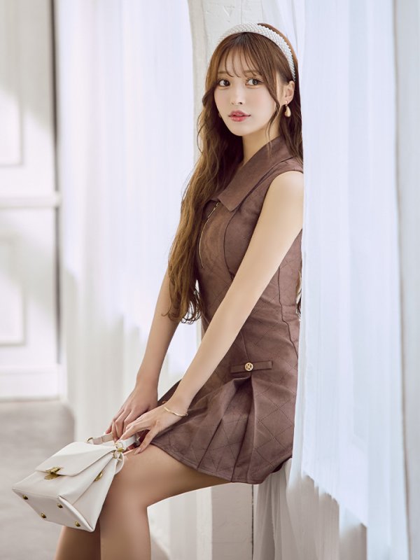 ブラウン　モデル：ななにー　身長：161cm　着用サイズ：Sサイズ