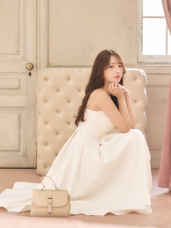 アイボリー モデル：りな　身長：160cm　着用サイズ：Sサイズ