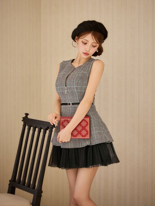 グレーチェック モデル：ももか　身長：156cm　着用サイズ：Sサイズ