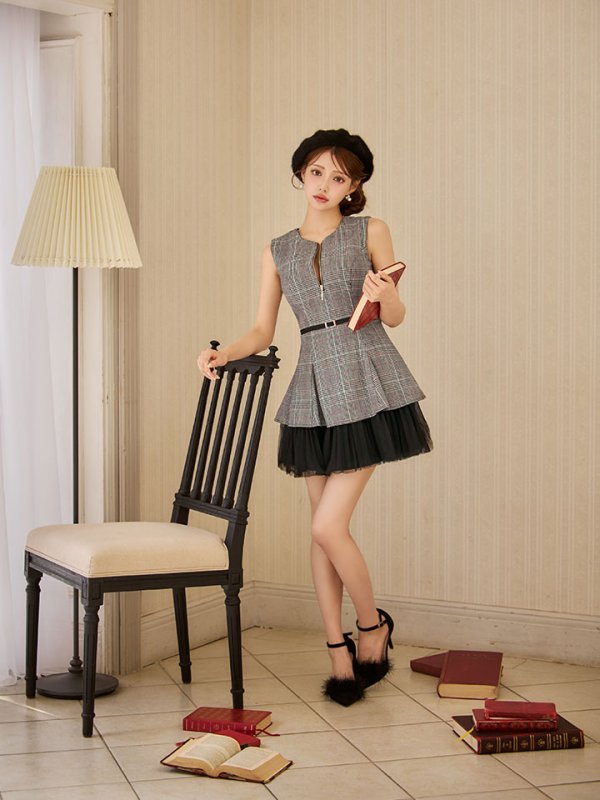 グレーチェック モデル：ももか　身長：156cm　着用サイズ：Sサイズ
