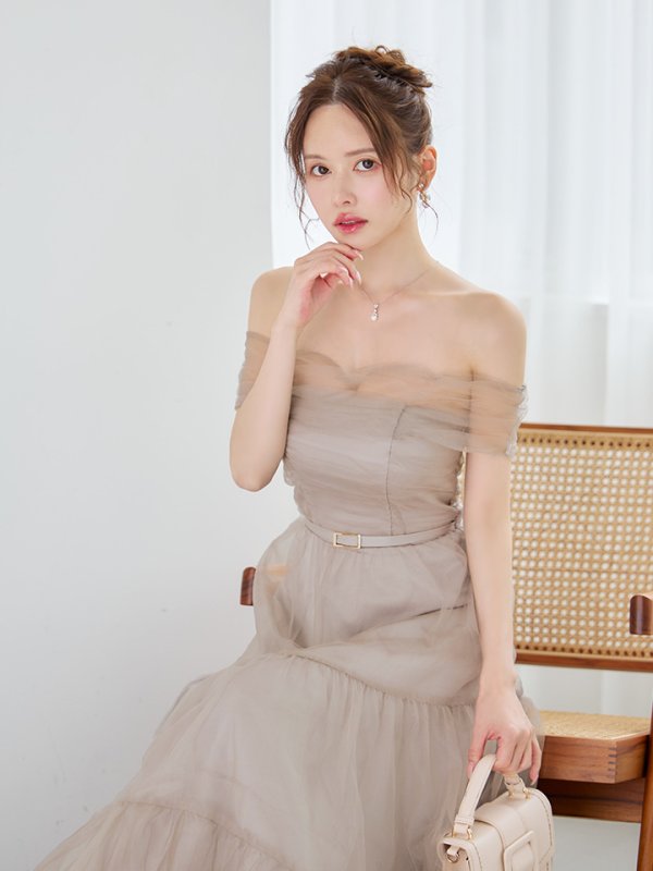 グレージュ モデル：ゆめ　身長：160cm　着用サイズ：Sサイズ