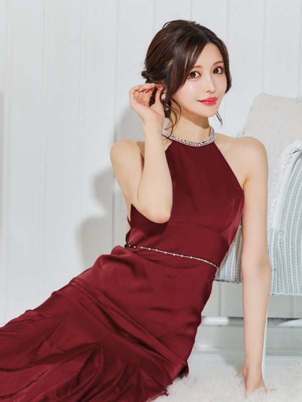 ワインレッド モデル:桜伊みやこ 身長:168cm 着用サイズ:Sサイズ