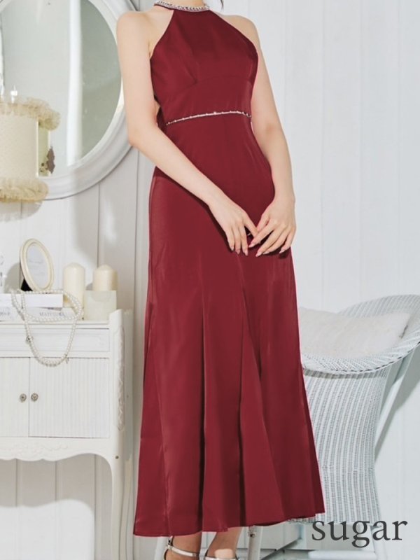 ワインレッド モデル:桜伊みやこ 身長:168cm 着用サイズ:Sサイズ