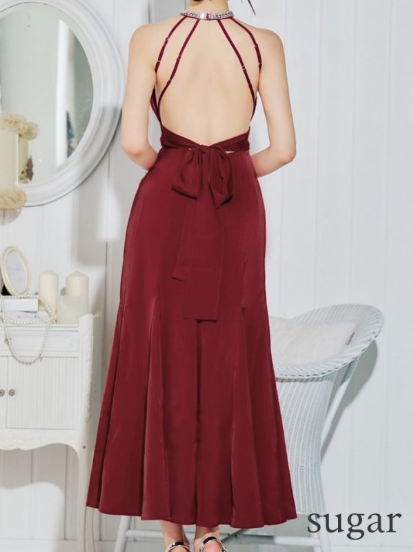 ワインレッド モデル:桜伊みやこ 身長:168cm 着用サイズ:Sサイズ