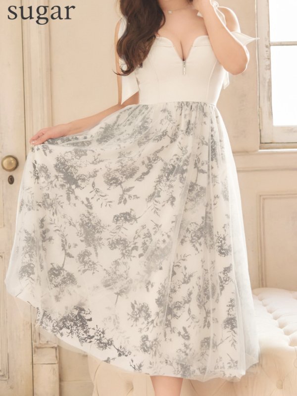 アイボリー モデル：りな　身長：160cm　着用サイズ：Sサイズ