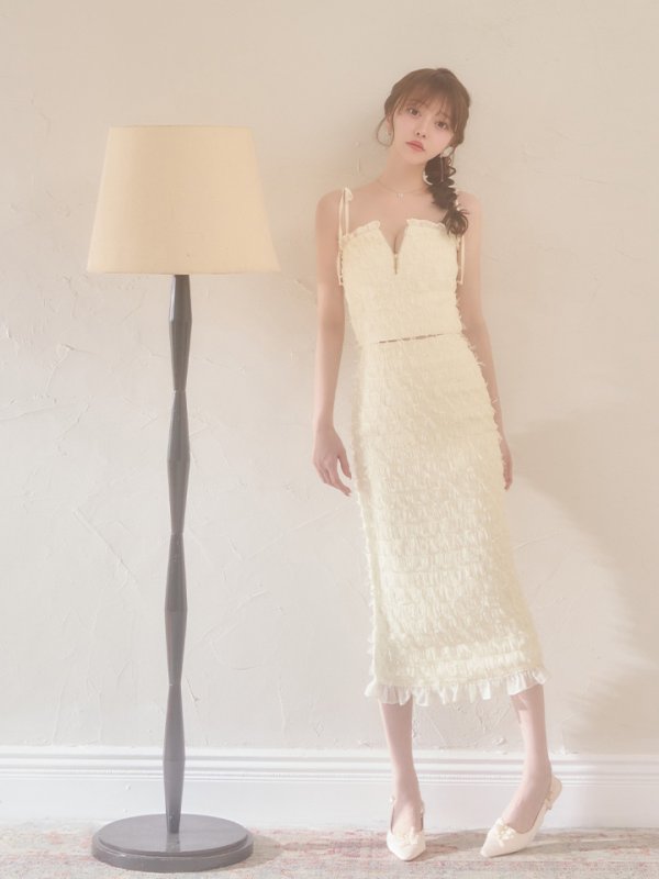 アイボリー　モデル：羽澄まり 身長：158cm　着用サイズ：Sサイズ