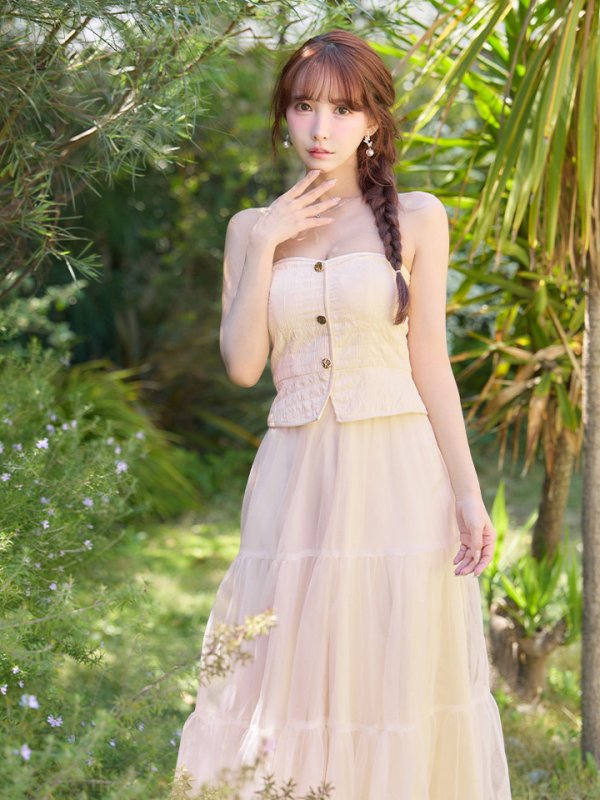 アイボリー　モデル：三上悠亜　身長：159cm　着用サイズ：Sサイズ