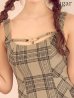 ベージュ　モデル：三上悠亜　身長：159cm　着用サイズ：Sサイズ