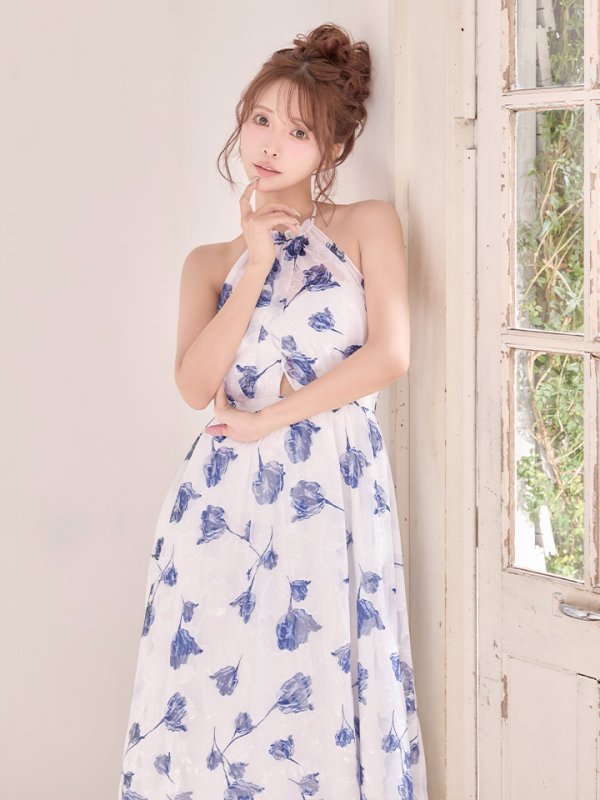 ホワイト×ネイビー　モデル：三上悠亜　身長：159cm　着用サイズ：Sサイズ