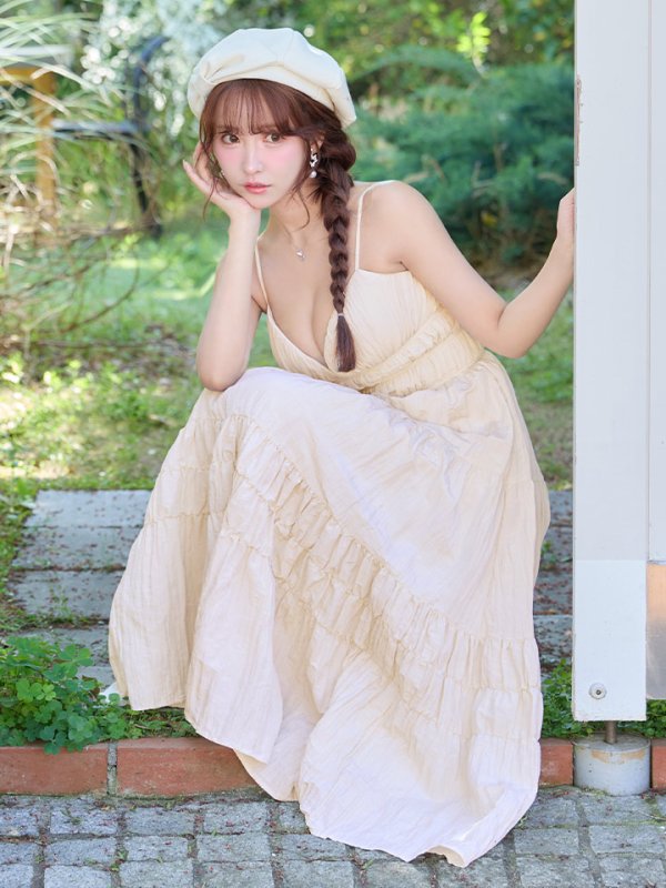 アイボリー　モデル：三上悠亜　身長：159cm　着用サイズ：Sサイズ