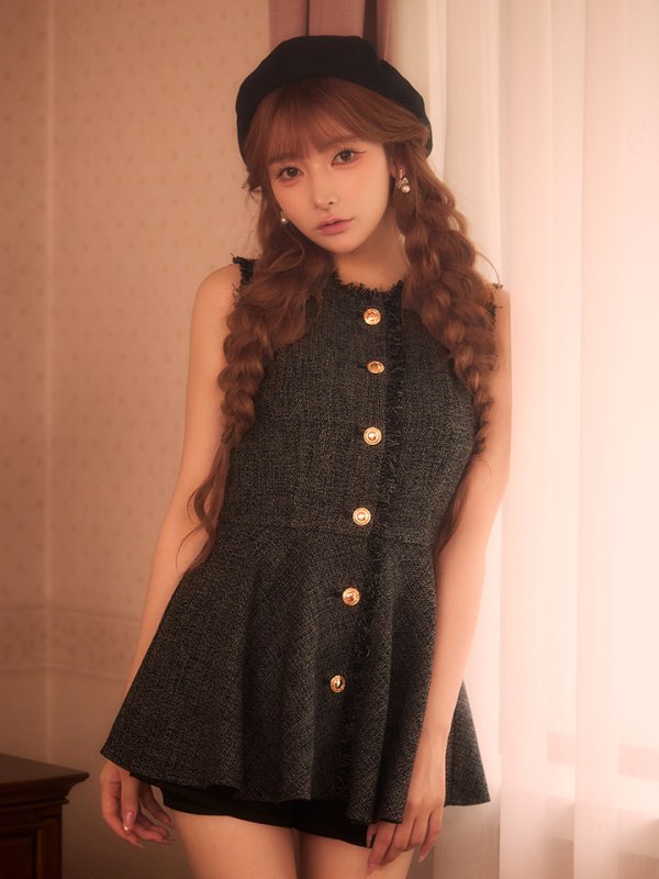 ブラック　モデル：まみ　身長：161cm　着用サイズ：Sサイズ