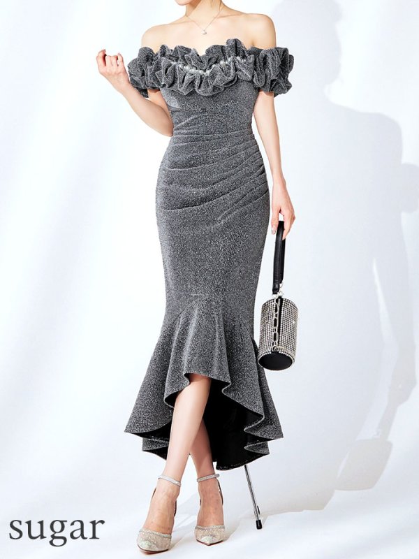 ブラックシルバー モデル:ゆめ 身長:160cm 着用サイズ:8号(Sサイズ)