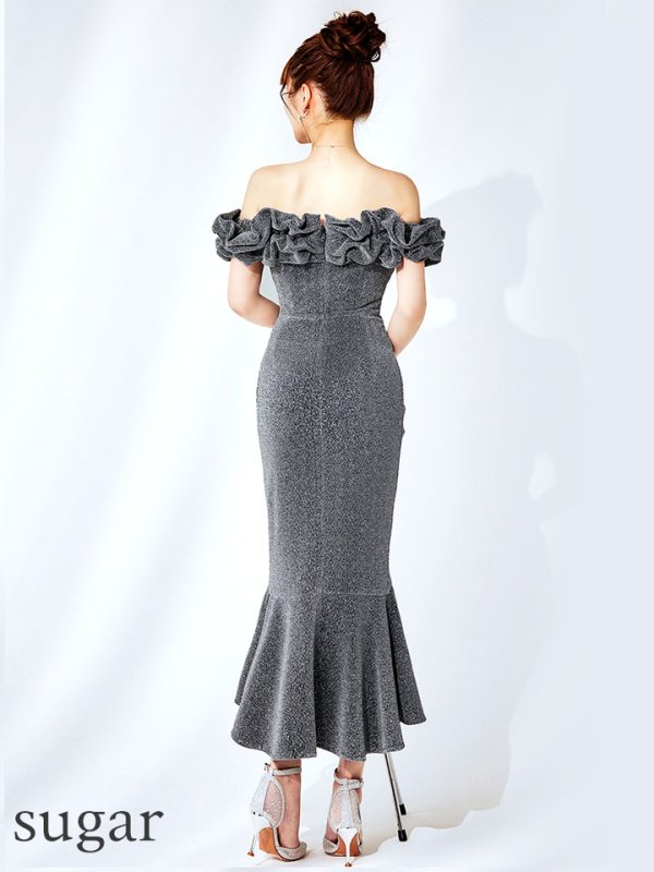 ブラックシルバー モデル:ゆめ 身長:160cm 着用サイズ:8号(Sサイズ)