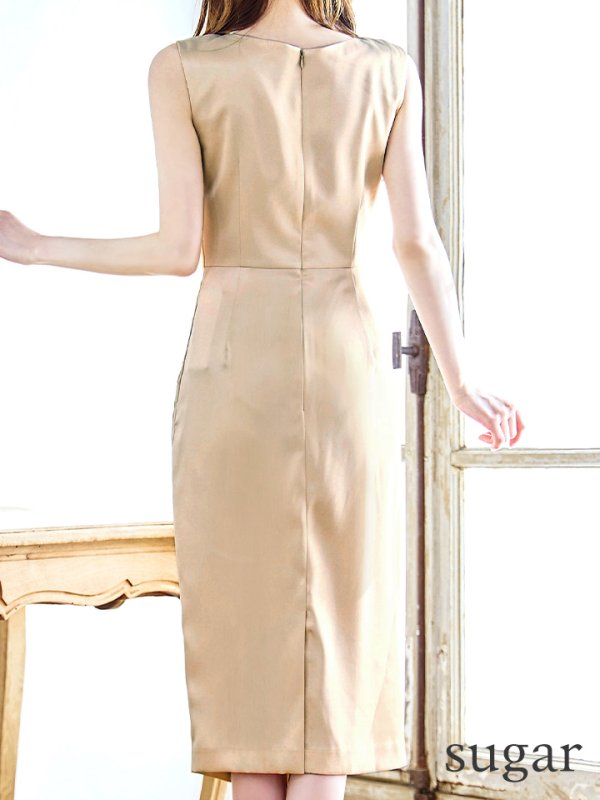 シャンパン モデル:ゆめ 身長:160cm 着用サイズ:8号(Sサイズ)