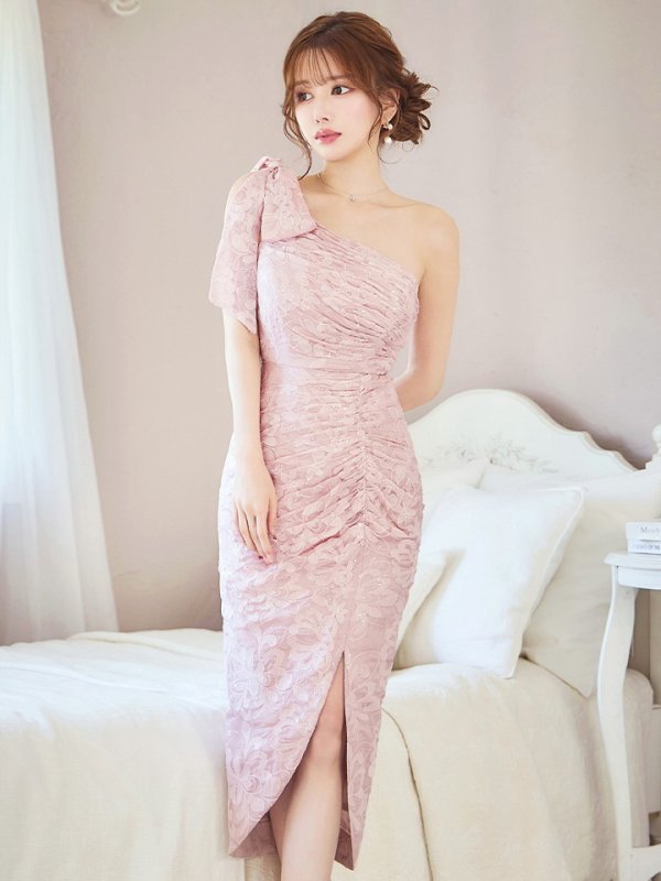 ペールピンク モデル：ゆめ　身長：160cm：8号(Sサイズ)