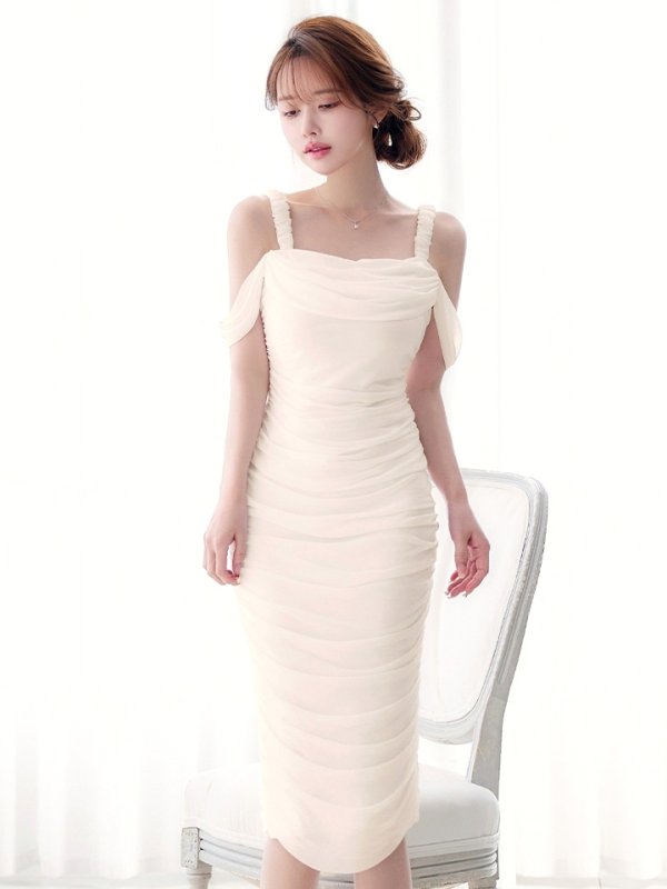 アイボリー　モデル：ゆめ　身長：160cm　着用サイズ：8号(Sサイズ)