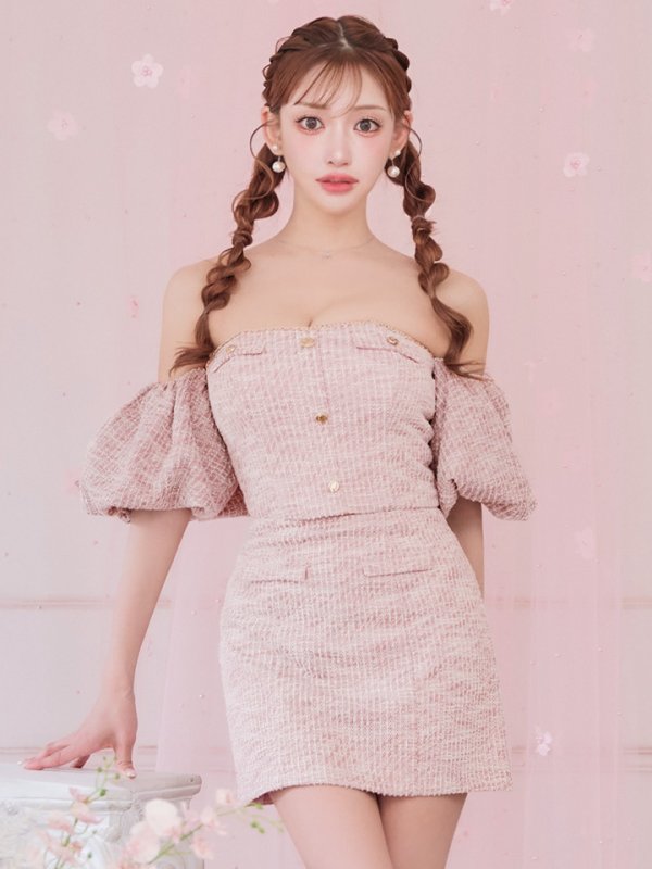 ピンク モデル:明日花キララ 身長:162cm 着用サイズ:Sサイズ