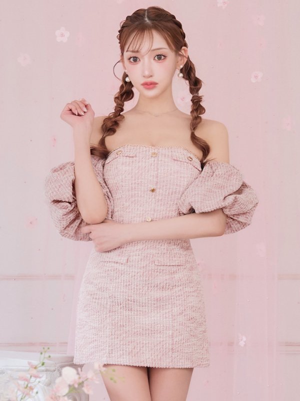 ピンク モデル:明日花キララ 身長:162cm 着用サイズ:Sサイズ