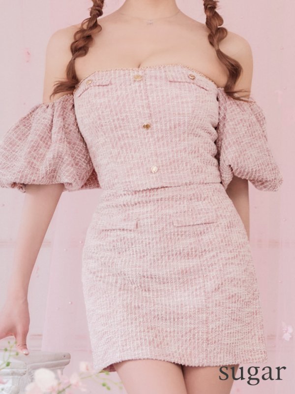 ピンク モデル:明日花キララ 身長:162cm 着用サイズ:Sサイズ