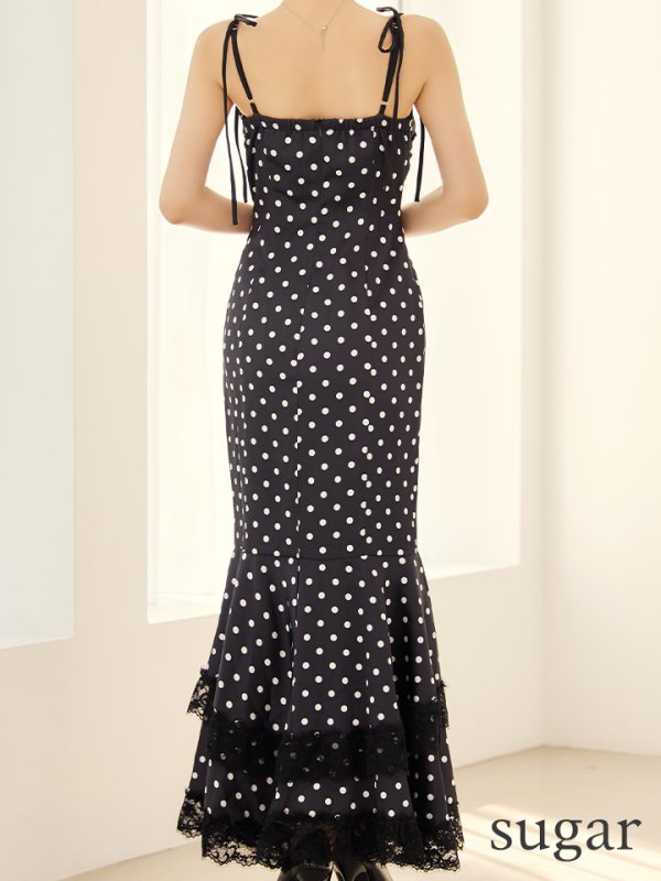 ブラック　モデル：ももか　身長：156cm　着用サイズ：Sサイズ