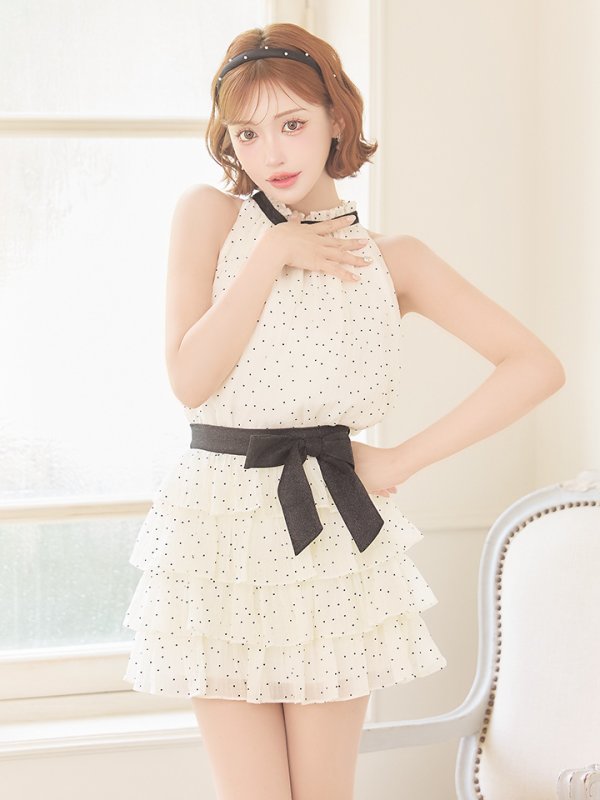 アイボリー モデル：明日花キララ　身長：162cm 着用サイズ：Sサイズ