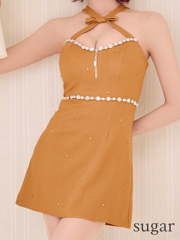 キャメル　モデル：明日花キララ　身長：162cm　着用サイズ：Sサイズ