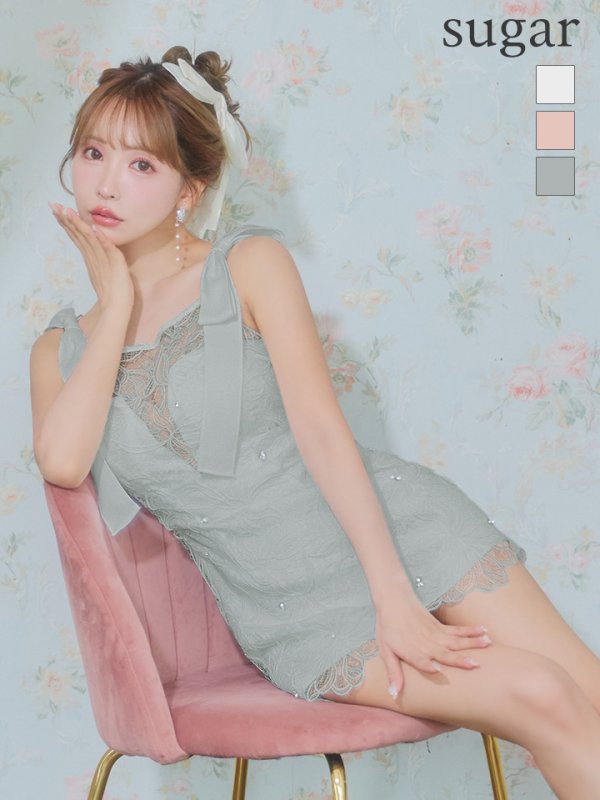 ブルー　モデル：三上悠亜　身長：159cm　着用サイズ：Sサイズ