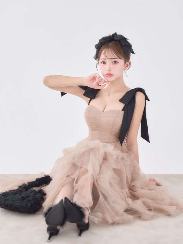 グレー モデル：りな　身長：160cm　着用サイズ：Sサイズ