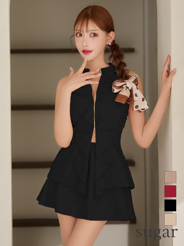 ブラック モデル:明日花キララ 身長:162cm 着用サイズ:Sサイズ