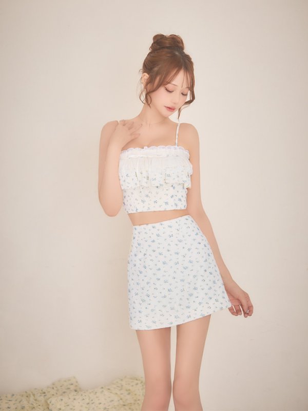 ブルー　モデル：れみ　身長：163cm　着用サイズ：Sサイズ