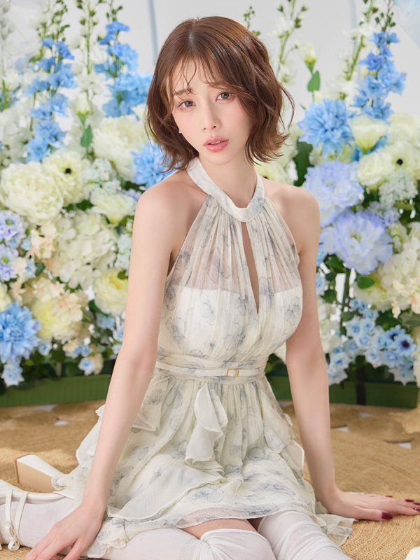 ブルー　モデル：りこ　身長：156cm　着用サイズ：Sサイズ