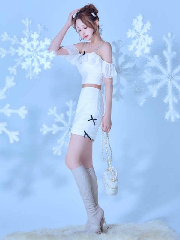 ホワイト モデル：れみれみ　身長：163cm　着用サイズ：Sサイズ