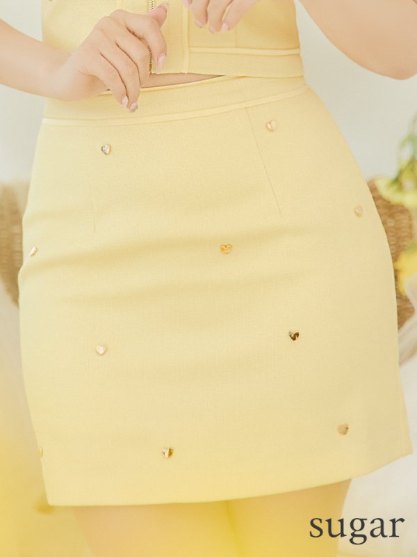 イエロー:モデル:三上悠亜 身長:159cm 着用サイズ:Sサイズ